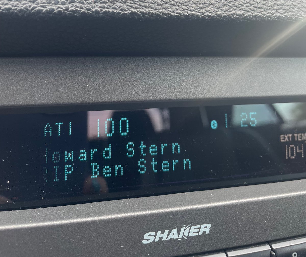 ahsokatano2021's tweet photo. RIP #BenStern #HowardStern #Arizona #Katyayan lets all support Howard &amp; #BethO #animalrescue #northshoreanimalshelter #SaveOurplanet https://t.co/Ijx9OTRoev