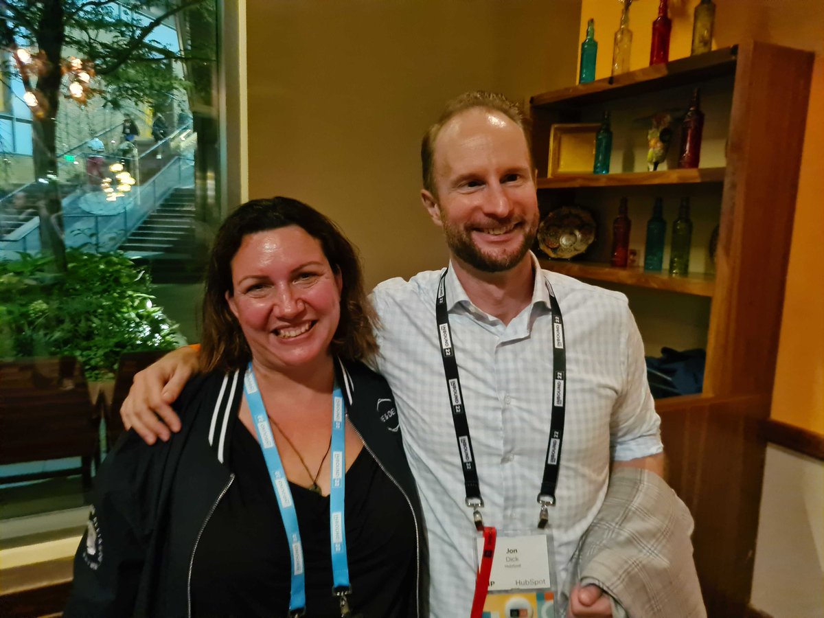 avidlyapac's tweet photo. Alright fine. We're freaking out. Would it be weird to ask for autographs? @INBOUND #inbound22 https://t.co/qjkfRwzflO