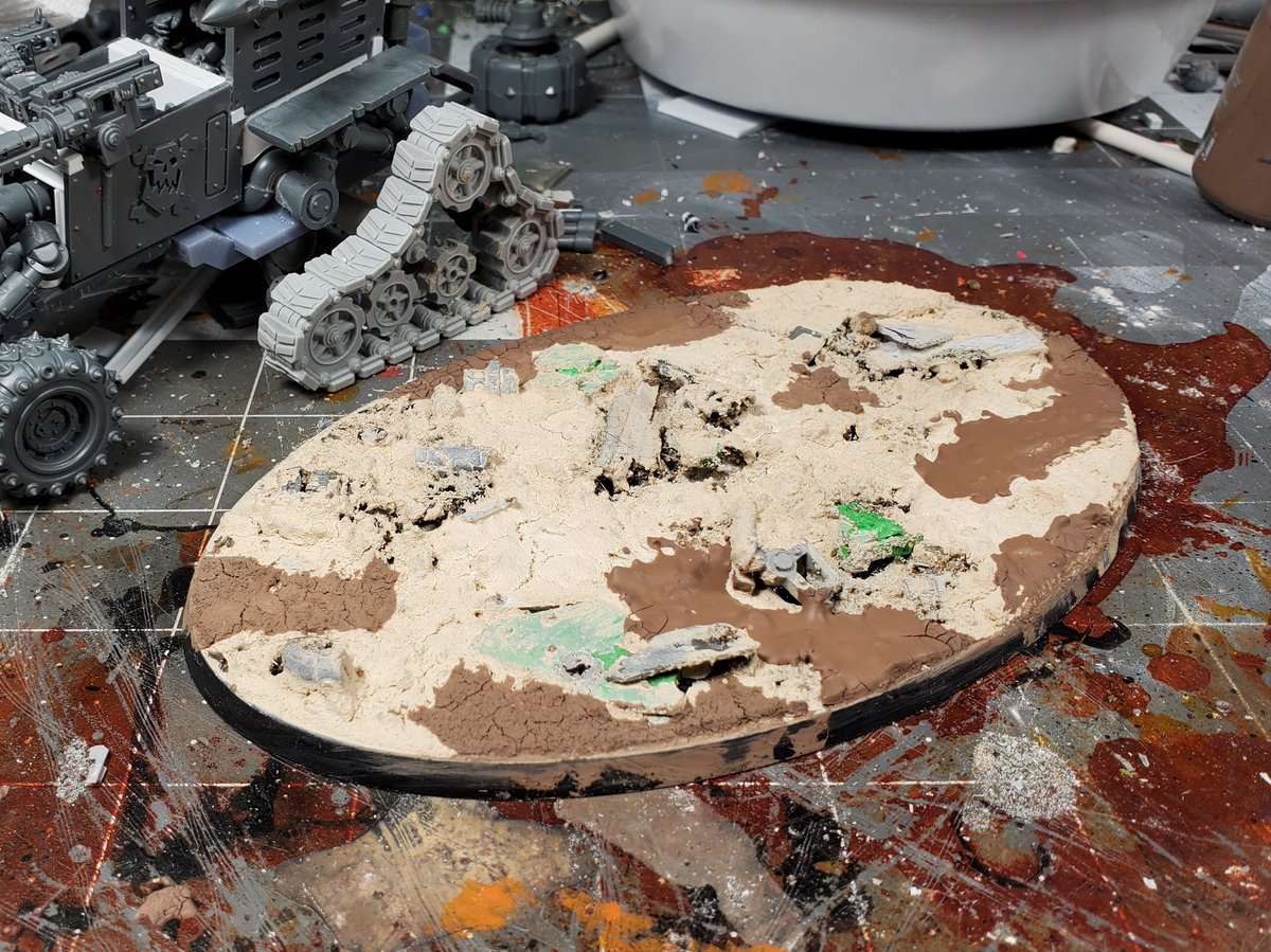 #hobbystreak day 229; added some junk and texture to the base and magnetized it