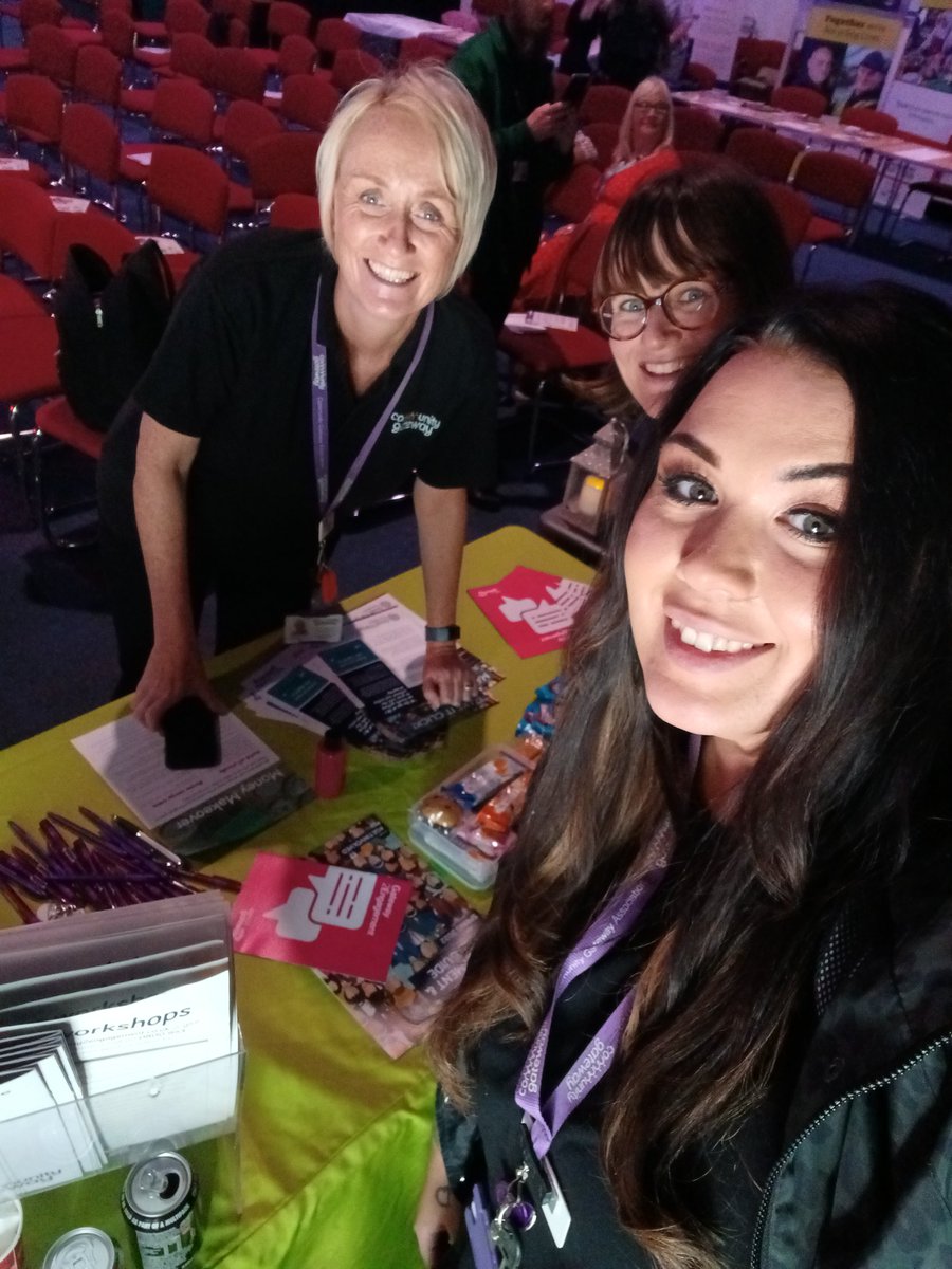 CGASelantAmy's tweet photo. Great week working out in the community attending events, meeting groups of CGA tenants and seeing some lovely green spaces 💚

@CGASharon @CGALisaT https://t.co/Vty5ZT2dG3
