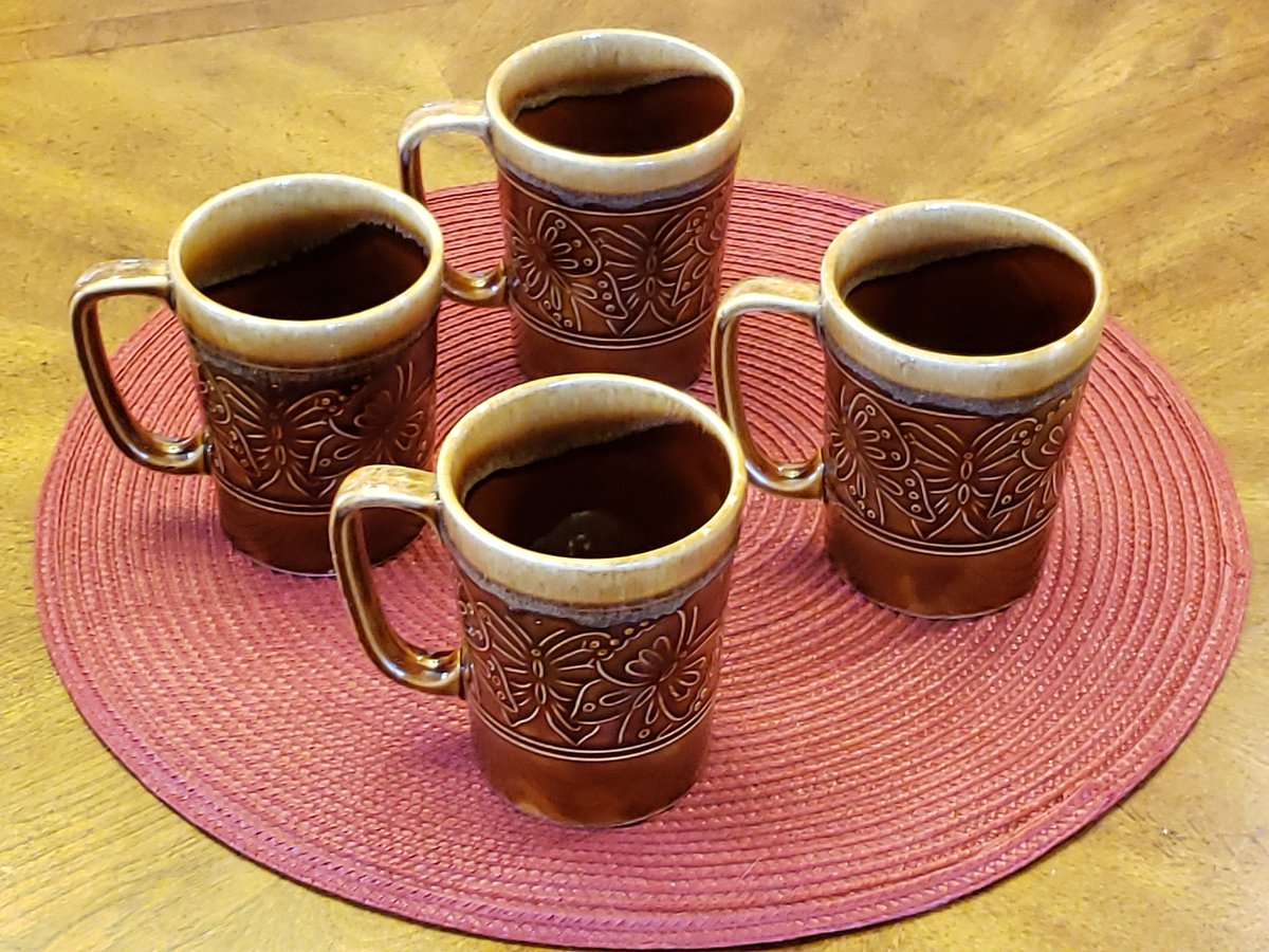 atticesoterica's tweet photo. Set Of Four Vintage Sears Stoneware Ceramic Coffee Or Tea Mugs/Cups Featuring A Butterfly Motif In Glazed Brown Earth Tones, Made In Japan https://t.co/1fH9UIKQgT #Vintage #MyNewTag #AtticEsoterica #Etsy #antique #SetOfFour https://t.co/qBv0EkkJEm
