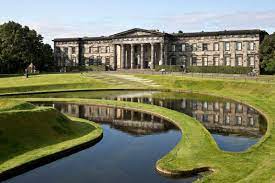 ECLtravel's tweet photo. Did you know our Service 13 will take you to Hibernian Football Club, Edinburgh City Centre and the Scottish National Gallery of Modern Art?
#service13 #catchthebusweek https://t.co/TnId337nSA