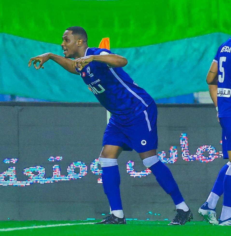 abdullahms2008's tweet photo. 🚨🚨🎙 ايغالو :

مباراة الزمالك ليست ودية .. هي مباراة نهائية وذاهبون لتحقيق اللقب 💙
#الهلال_الزمالك 
#الهلال 
#كأس_سوبر_لوسيل https://t.co/GWncNEI7gG