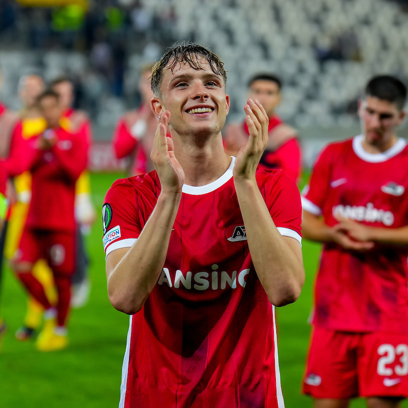 AZAlkmaar's tweet photo. 📸 𝑰𝒏 𝒑𝒊𝒄𝒕𝒖𝒓𝒆𝒔

😃 Geniet nog even na en bekijk de foto's van gisteravond!

#AZ #dniaz | @edvandepol