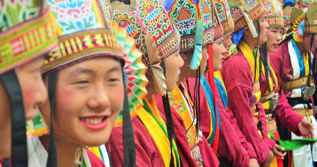 aikscc10's tweet photo. Sikkim is a popular place to spend vacations for Indians as well as international tourists. Sikkim is famous for its natural beauty, culture, history, and food but apart from that, it is also famous for its vibrant festivals.15 Sikkim Festivals  wait for you to experience. https://t.co/lh09brMGzk