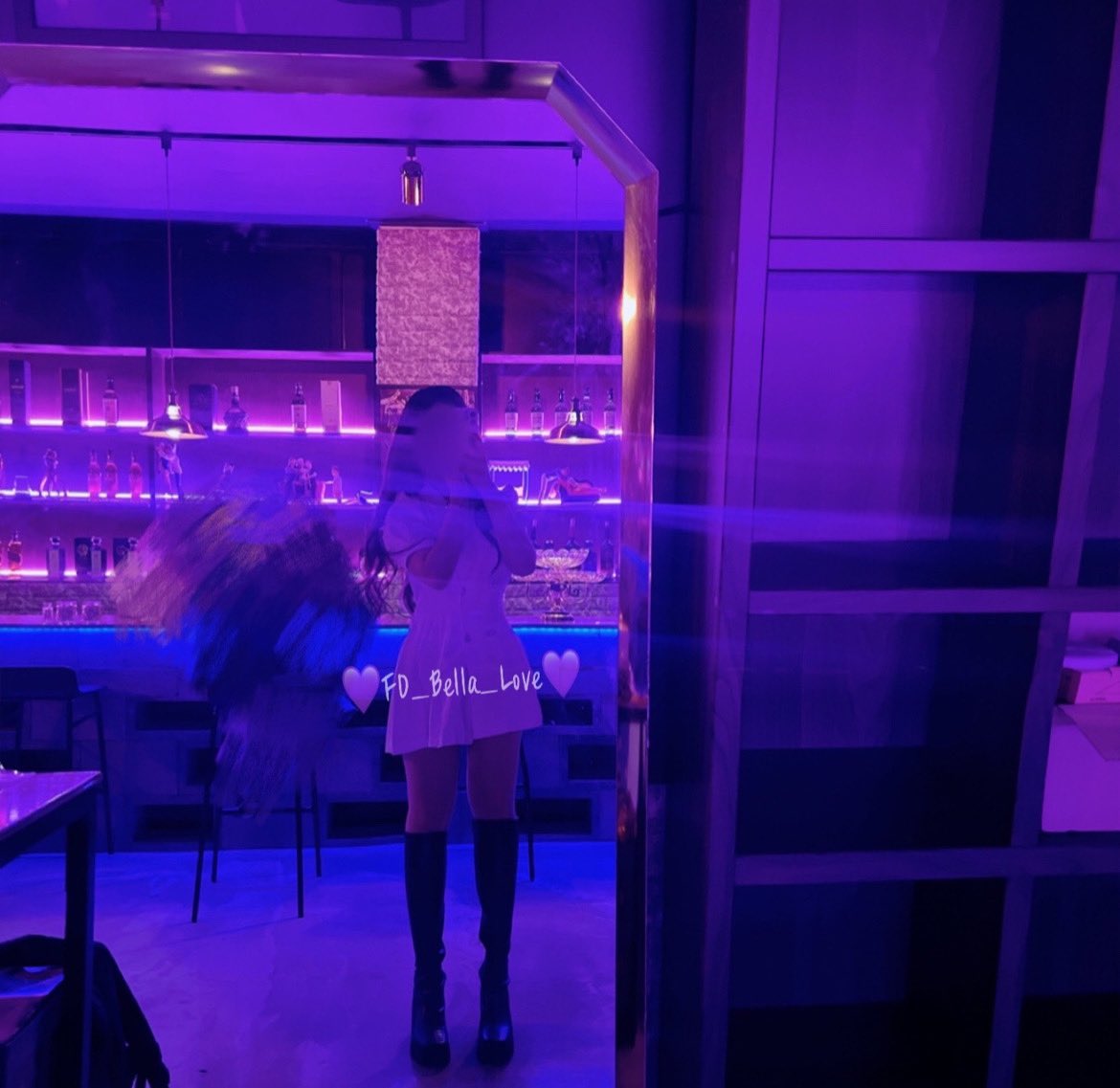 목줄 채우고 잡아당기면서 입술 닿을듯 말듯 설레임도 있어야지? 
목줄 채우고 산책도 다니고 싶고 잘했다고 안아주면서 칭찬도 해주고 많이 이뻐 해줄 수도 있는데💜

#섹트 #일탈 #멜섭 #펨돔 #리틀 #펫 #디그레이디 #수치플 #펫 #목줄 #케인 #스팽 #술자리 #노래방 #토킹바 #FD #MS #발페티시