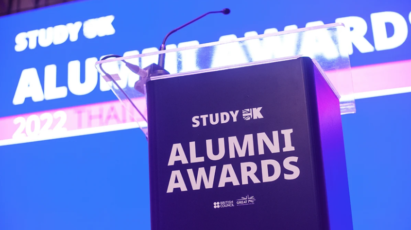 Study UK Alumni Awards 2022-23 will celebrate the inspirational individuals – entrepreneurs, community leaders, business people and artists – making incredible contributions around the world 🌎 Sounds like you or someone you know? find out more/Enter here: study-uk.britishcouncil.org/alumni-awards