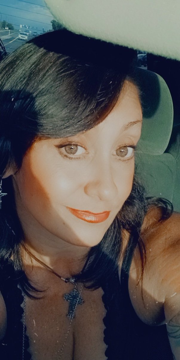 JennessaMeadow1's tweet photo. Show me what you got!
I bet you cant &amp; I bet you wont!!
PROVE ME WRONG!!!! https://t.co/Xf141sAGOJ
