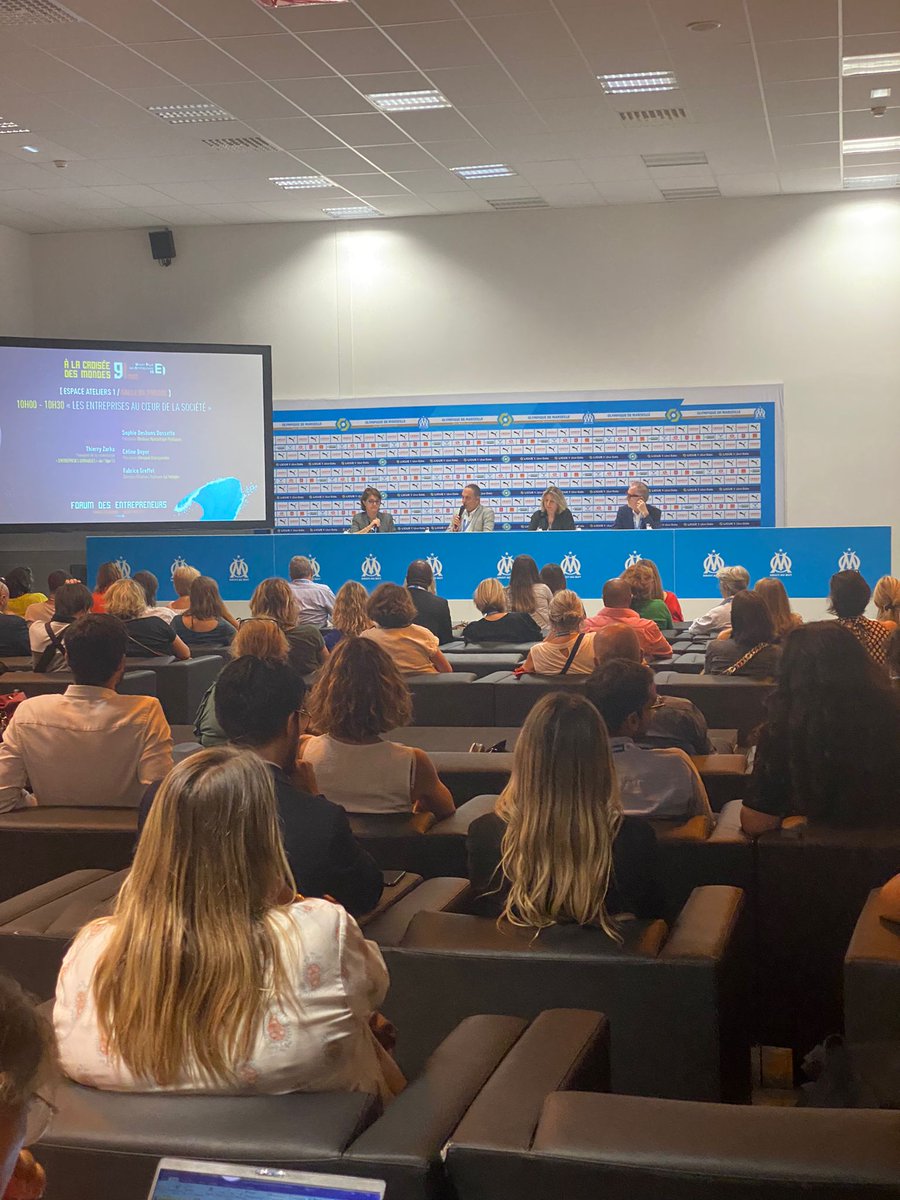 UPE13_'s tweet photo. 📷 #FDE2022 • #At05 "Les entreprises au cœur de la société". 🎙️Animé par @zarka, pst de la commission "Entreprises durables" @UPE13_, avec Sophie Deshons Dossetto de @Deshonshydrau, Céline Boyer de @DushowOfficiel &amp; @vitropole, @fabricegreffet de @lavarappe. �� https://t.co/wOz5FXjoHW