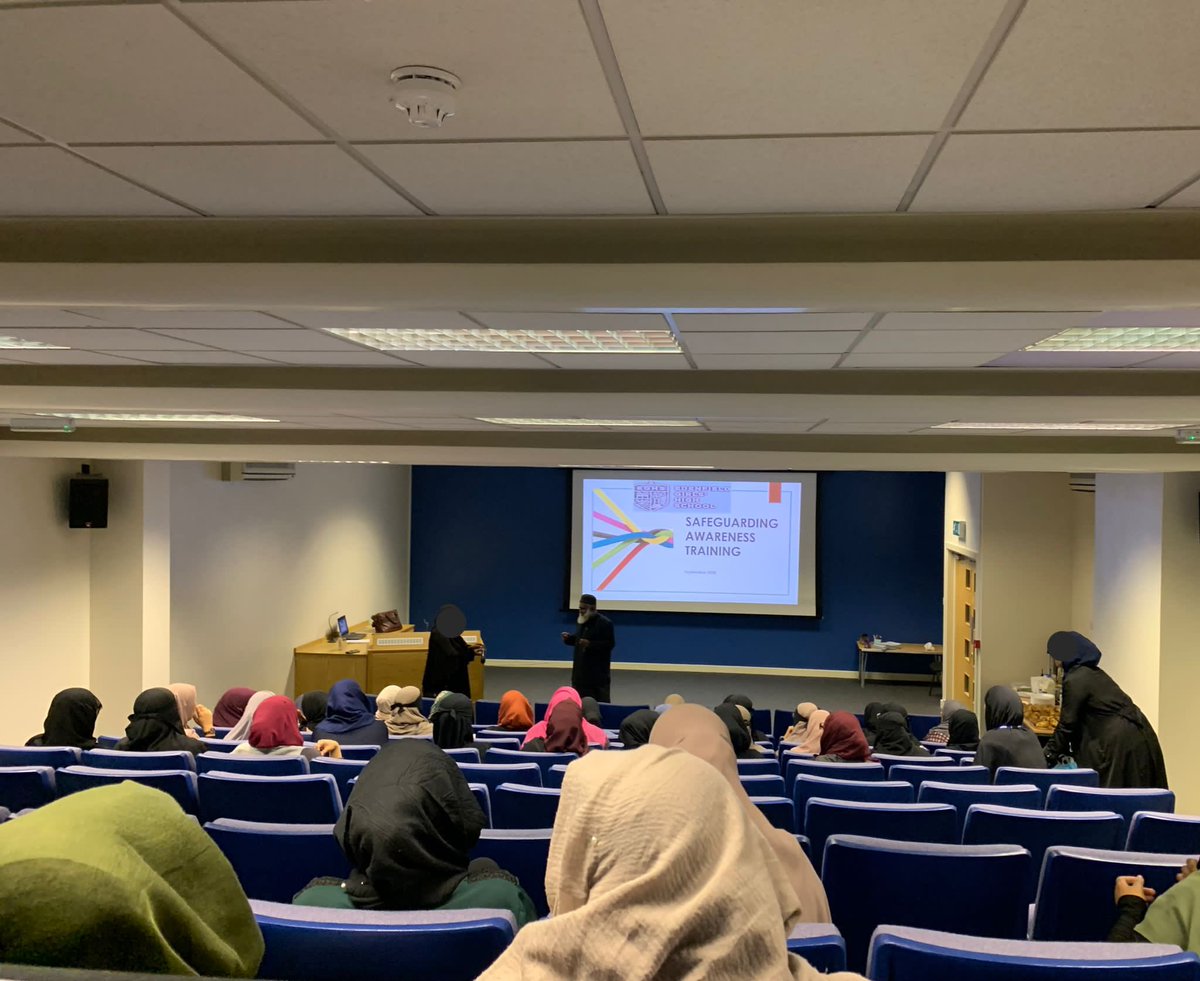 ikhlaasPrimary's tweet photo. We started the new academic year with Staff safeguarding training and a welcome back breakfast! 🥐🥨☕️ #SafeGuardingTraining #Breakfast https://t.co/DN1vlxZfFT