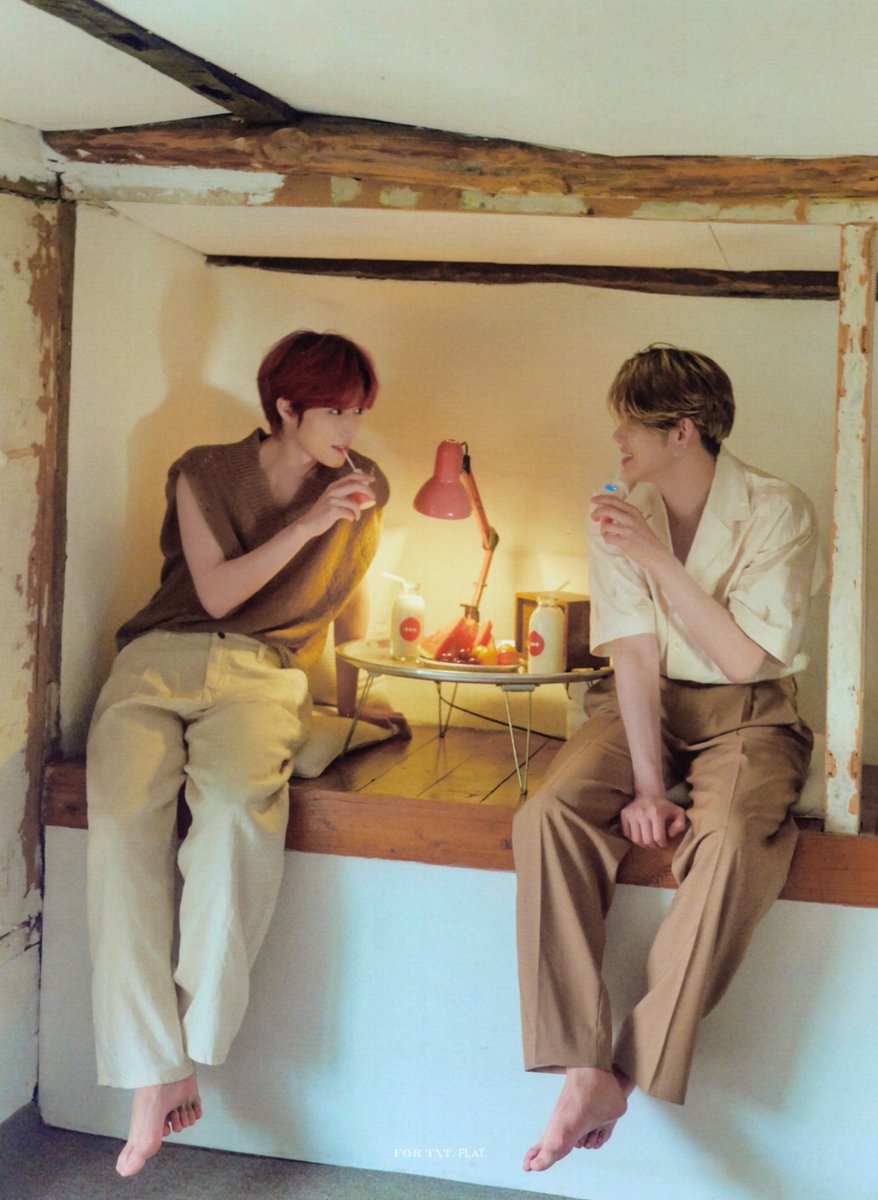 flat_913's tweet photo. (SCAN) Season of TXT 미드썸머 APPLE GREEN
#연준 #YEONJUN
#범규 #BEOMGYU https://t.co/pdrzumGzLW