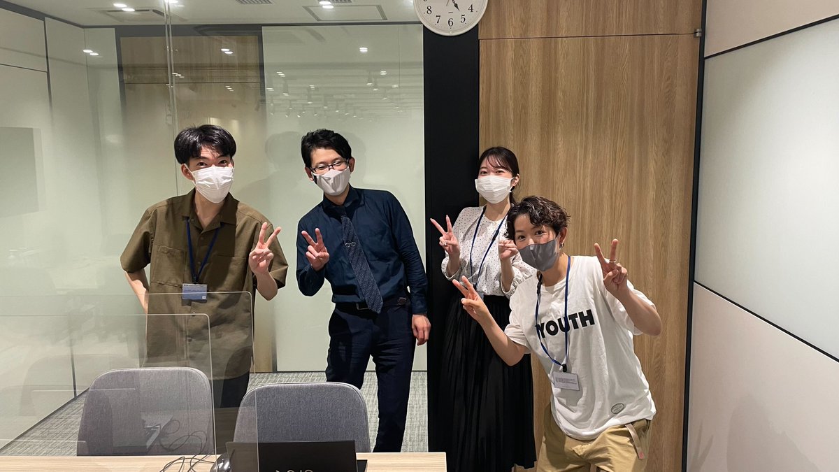 pcphase's tweet photo. 【社内ラジオ】
PCPでは社員同士のコミュニケーションの一環として、ラジオ放送を実施しています！
その名も「公園通りで会いましょう」📻✨

9月パーソナリティは営業部が担当し、”ジェネレーションギャップ”をテーマにアンケートを紹介しました。
年齢層の幅広い営業部ならではの企画となりました👏 https://t.co/SFmbUBgLUC