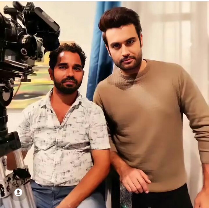 Will miss you VD as Ranveer. I was enjoying &amp; loving to see you in new shade as Dr. RO✨You nailed it as Dr. RO &amp; wanted to see more of this char 🥰🥰 Please take a rest &amp; come back soon with another fabulous char ❤️❤️
<a href="/VivianDsena01/">Vivian Dsena</a> #VivianDsena #SirfTum