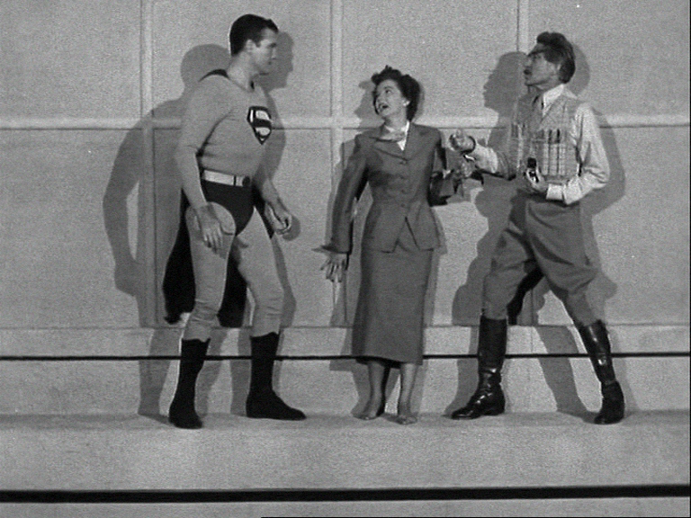 lee_allred's tweet photo. "Help, Superman! I can't pay the rent, I can't pay the rent, I can't pay the rent today!"
#IllPayTheRent #MyHero #CursesFoiledAgain https://t.co/1j1RxcDiQ5