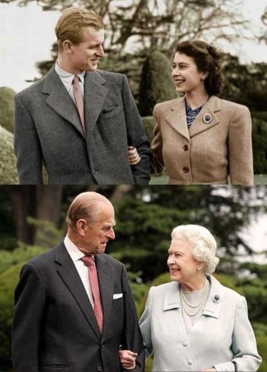 StephiGaGa's tweet photo. Goodbye our beautiful, sweet Queen Elizabeth II ❤️ Rest in Peace Your Majesty 👑 Forever in our hearts and history 🇬🇧 https://t.co/owhclSnXKO