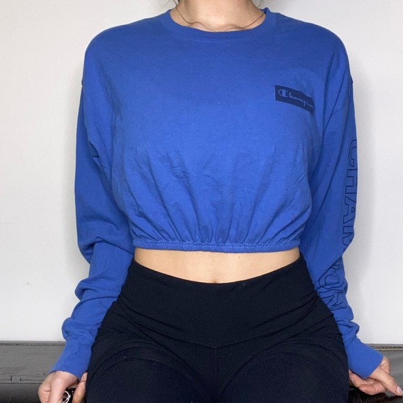 bluepugdesign's tweet photo. So good I had to share! Check out all the items I'm loving on @Poshmarkapp #poshmark #fashion #style #shopmycloset #levis #champion #nike: https://t.co/y1o7HnkDdY https://t.co/f3EMMWnIVl