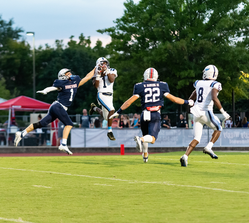 AlecEtheredgeSC's tweet photo. Calera put together its best offensive game of the season by far on Thursday night, but a slow start to the second half became costly in a tight loss to Homewood.
Story/Photos: https://t.co/23oAiuzfAW https://t.co/aZcJEMvgtx