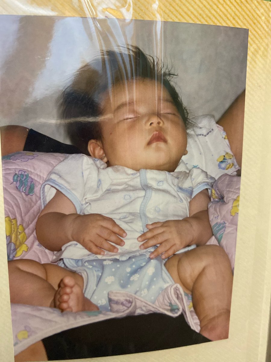 aespasbbl's tweet photo. [220909] 10:00AM KST: ❤️ 

- +📸
- baby jimin for chuseok https://t.co/5XL70ElO7S