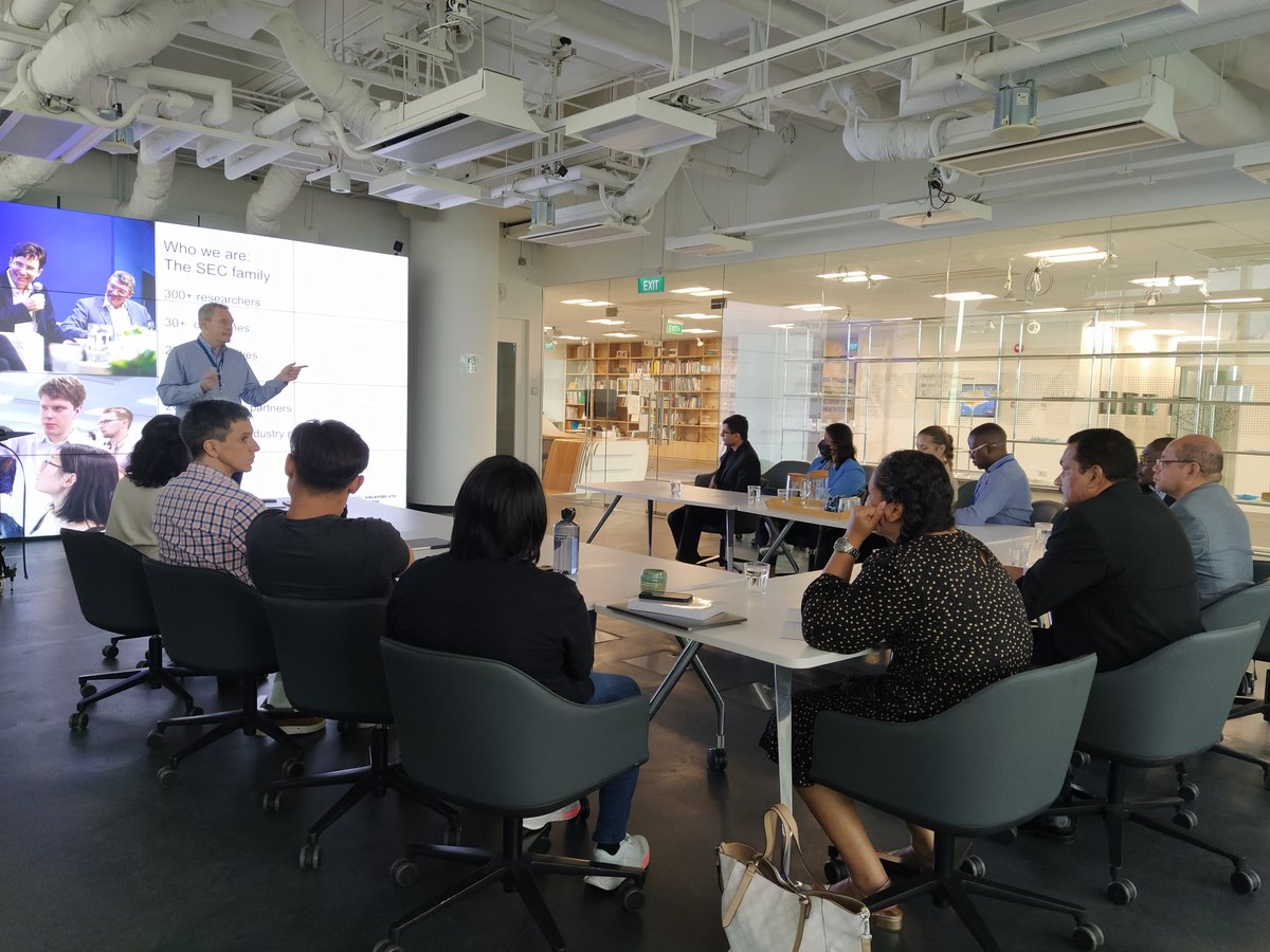 Last week, SEC hosted a delegation from the Republic of #Seychelles & the @UNDP. Thank you for engaging with @_FCL & #Coolingsingapore on digital solutions & models, esp those related to #climatechange research.