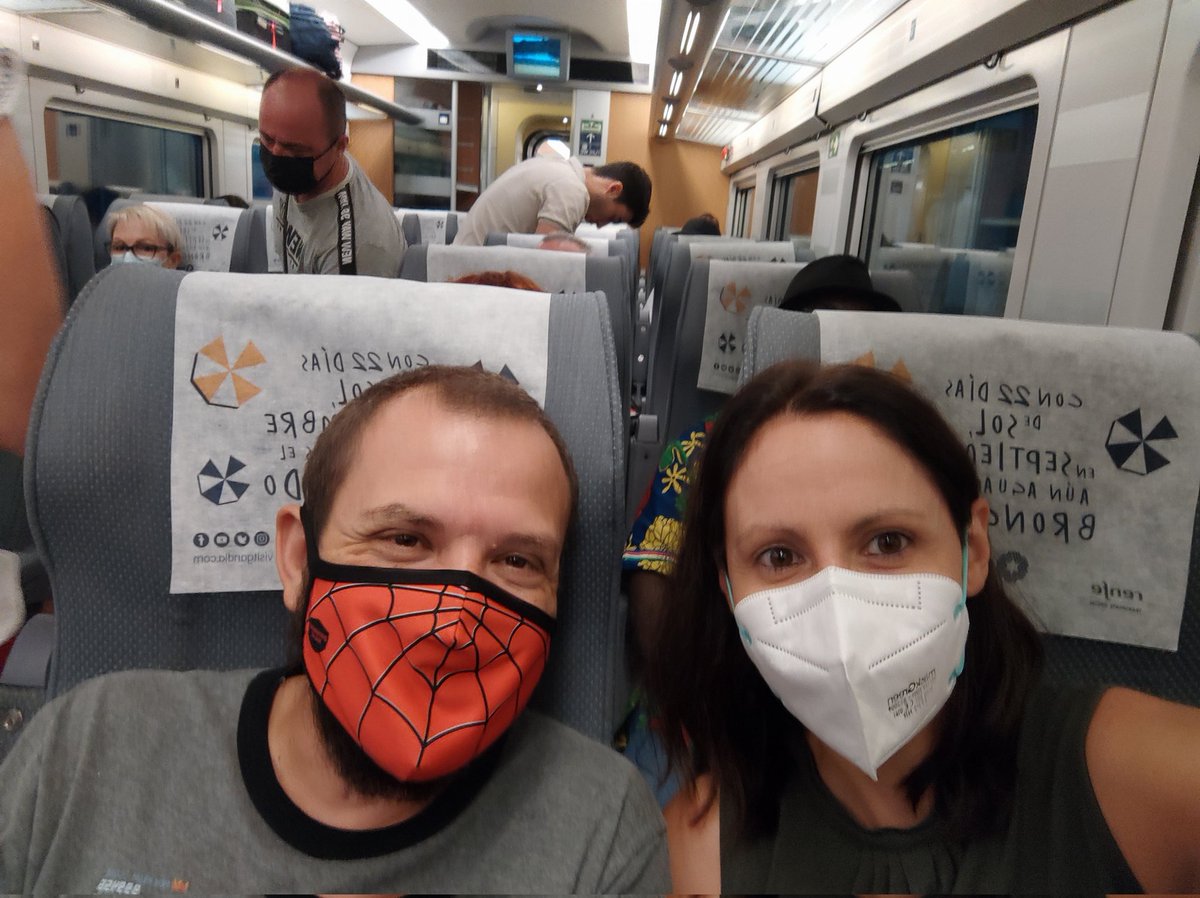 rromero_lopez's tweet photo. ¡Vamos que nos vamos! ¿A donde? ¡Pues al #BizzSummit 🤘🤘🤘!
#encateam by @ENCAMINA 
@bizzsummites https://t.co/vooccUVajf