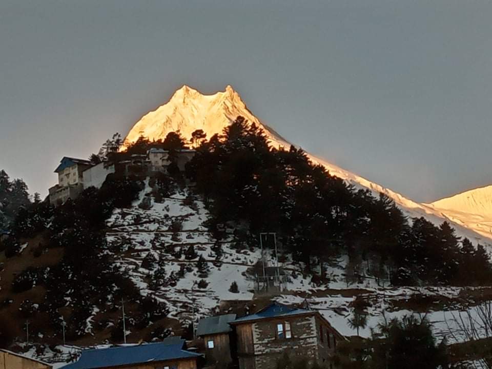 HimalayaYes's tweet photo. #Manaslularkepasstrek 
🙏 yeshimalaya manaslu trek🙏
#nepaltrekking #yeshimalaya #visitnepal #trekking 
#manaslucircuittrek  #manaslularkepasstrek #beautifulnepal #trekkinginnepal #mountainlife #visitnepal #besttrekkingroute 
yeshimalatrek@gmail.com
whatsapp/viber +9779869225929 https://t.co/GI0sTvEoO0