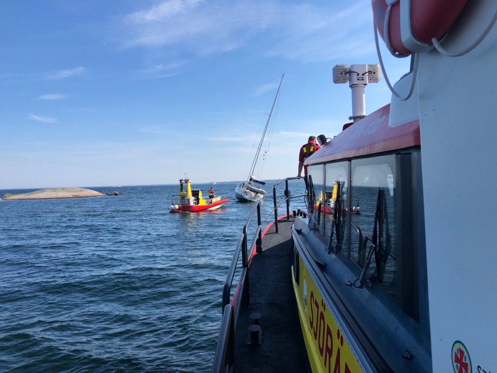 ”En normalsäsong” sammanfattar sjöräddarna sommaren. Släppta coronarestriktioner, möjligheten att resa utomlands igen och ökade bränslepriserna är några tänkbara anledningar till att larmen minskat något i antal.  mynewsdesk.com/se/sjoeraeddni…