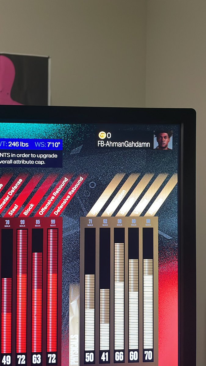 GoalsGr8er's tweet photo. @Ronnie2K @2K where’s my vc??  I bought the championship version and got standard edition no VC no cart 

And I just spent 100$ on 450k vc and it’s not showing. Run me my vc mannnn @PlayStation https://t.co/Wr5NLDeEIP