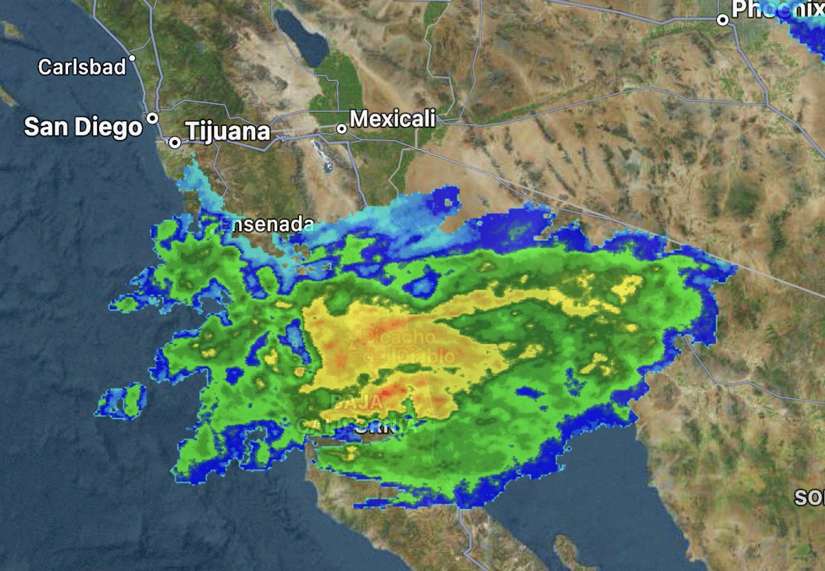DanielFireTruck's tweet photo. Here it comes 👀 #CAwx #SoCal https://t.co/JQZxQ1r5dd