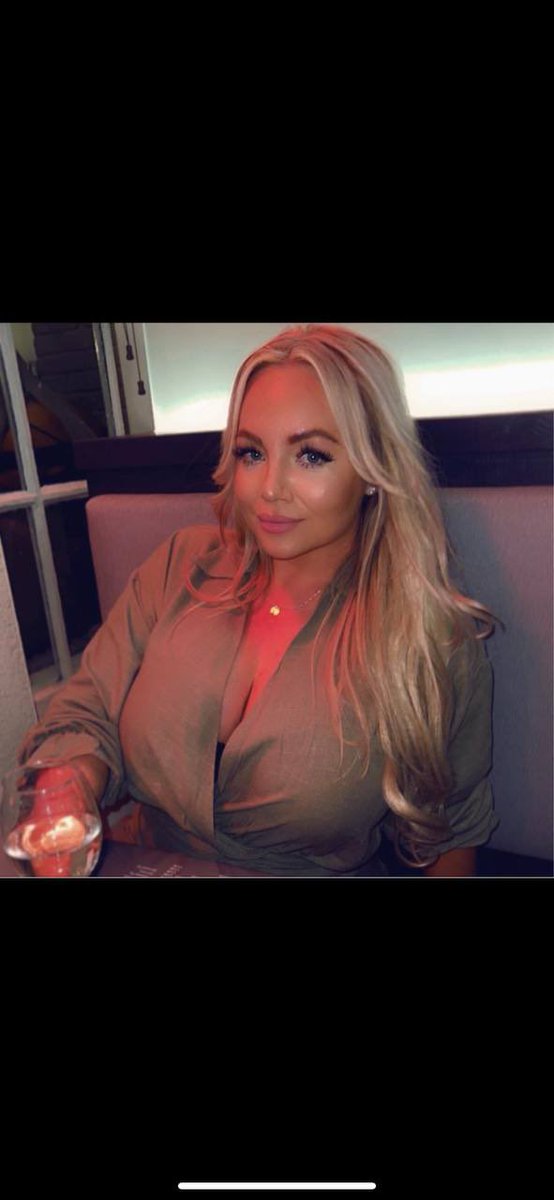 Naughtyguy23bf's tweet photo. Thoughts on this busty Il blonde? https://t.co/0v5PccP1ZJ