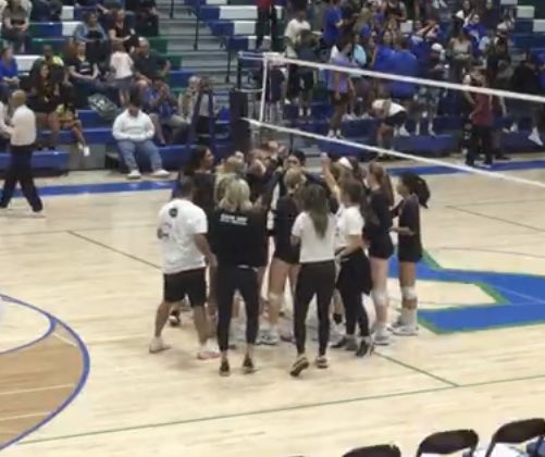 UnionTitanVB's tweet photo. Huge win tonight! Varsity beat a solid Mt. View team in 5 sets! Thank you to all the fans who showed up and made a Red Sea!!!❤️ #UWill #webeforeme #abovetheline https://t.co/Dfie4gsnwE