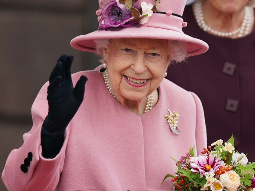 WhiskersLLP's tweet photo. It is with great sorrow and sadness that we hear of the passing of Her Majesty the Queen, a pillar of our national life.

The country will miss her as we mourn the loss of someone so special.  Respected by everyone around the world, her dignity and grace were unmatched. https://t.co/iogc3nSXU8