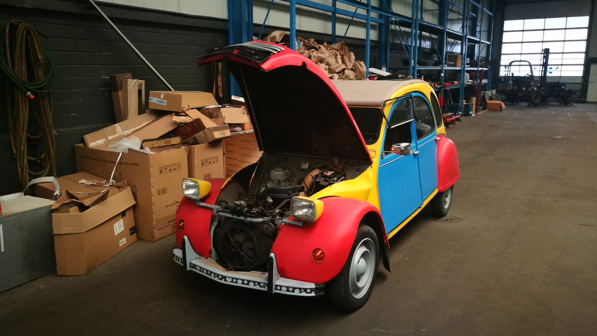 LEMA_Garage's tweet photo. Und ein weiteres Projekt: Citroen 2CV
Dieser Vogel wird sofort gerupft! 
Er hat es dringend nötig... 

#citroen #2cv6 #2cv #ente  #restauration #oldtimer #kfz #kfzwerkstatt #karosserie #karosseriebau #engelskirchen #lemagarage #werkstatt https://t.co/qo8OpKLEwJ