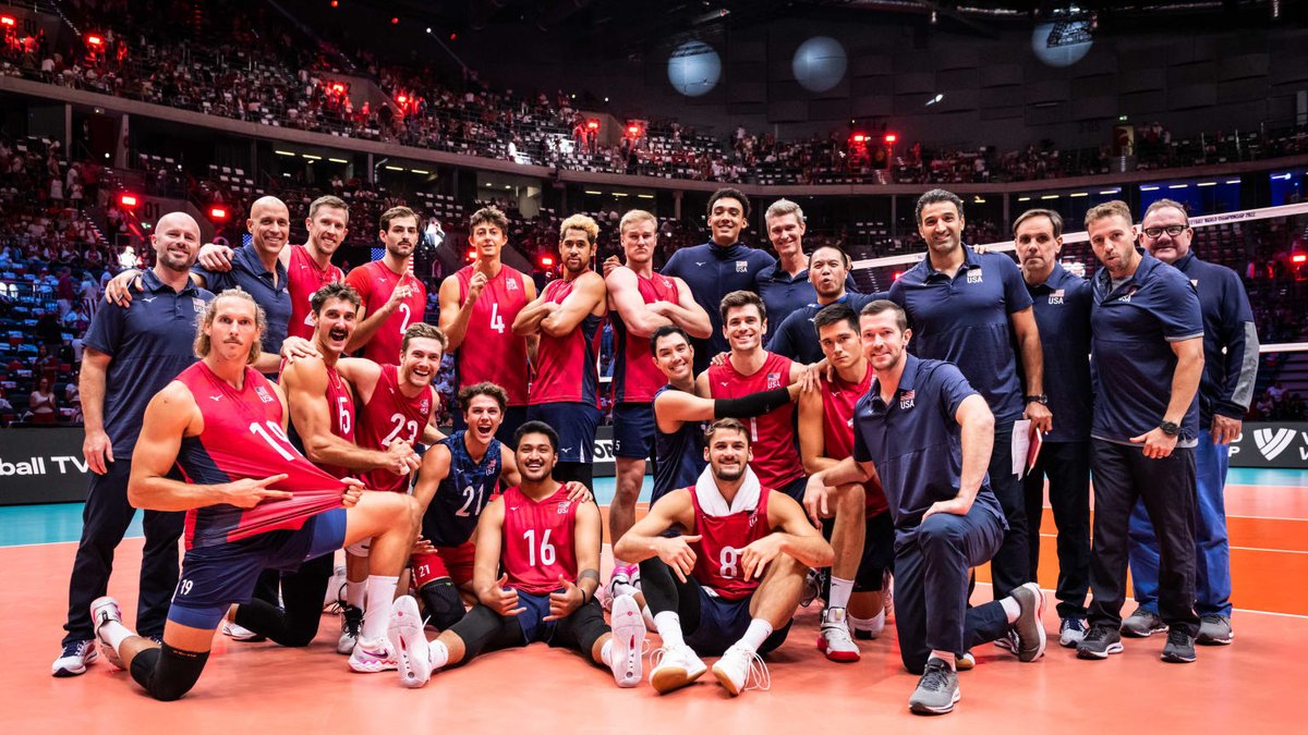 volleystreams's tweet photo. Motivation: As my team 🇺🇸 prolly work harder to come back stronger and much better in order to chase GOLD in the future, as a fan, I'll also work harder to pass my review subject, graduate, take the boards and finally get that RPh🙏🏻 The best 2023 for all of us! Claiming it!💯🕯️ https://t.co/plRuDpCUqg
