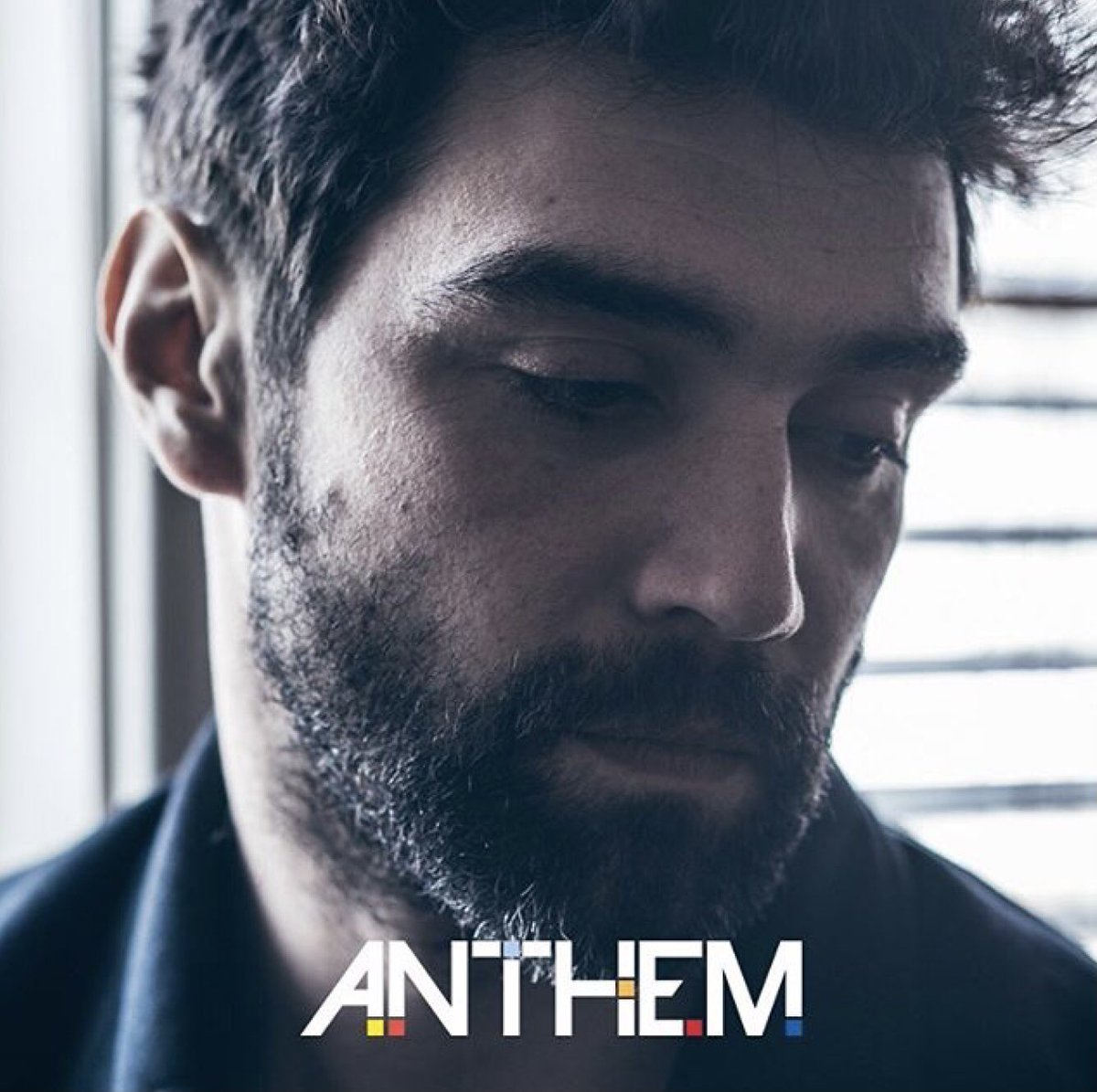 SheepsElectric's tweet photo. Cover boy 😍
#AlecSecareanu #AnthemMagazine https://t.co/myZbK2JkXV