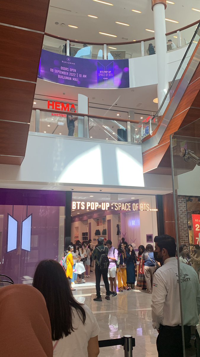 at the bts pop-up in dubai 💜