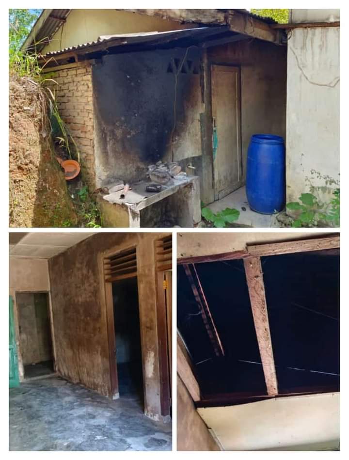 ridhosolin1's tweet photo. Ya Allah bentar lagi sudah mau pindah ke tempat tugas tapi masih banyak kekurangan untuk perbaikan rumah da'i  belum sepenuhnya selesai mohon doa dukunganya di Jum'at berkah ini yg mau ikut berbagi kebahagiaan  masih sagat di butuh 😭😭😭🤲🤲 bantu RW https://t.co/7QTrdaGdlN
