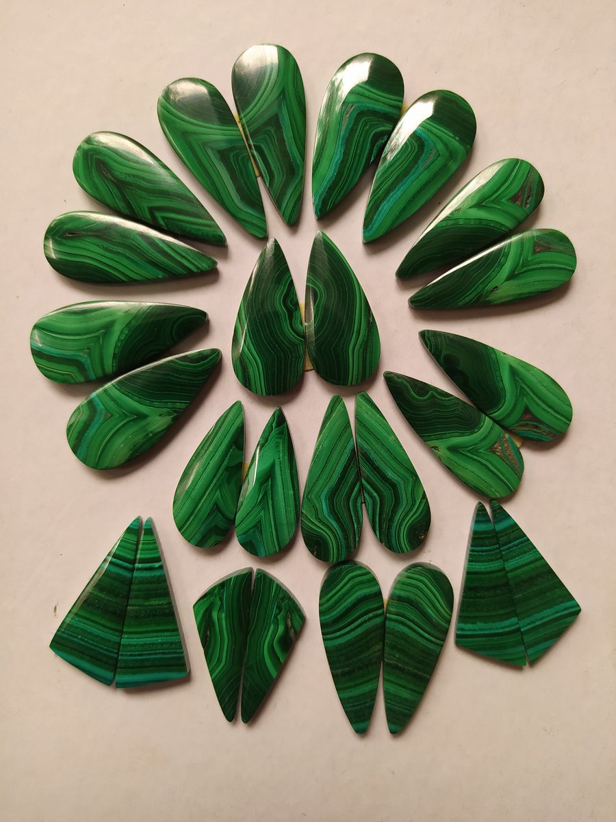 BramSasmitha's tweet photo. Pair earrings malachite
Retail $17/pair minimum purchase 8 pair
Paypal via paypal https://t.co/ChS8Onw7cx
