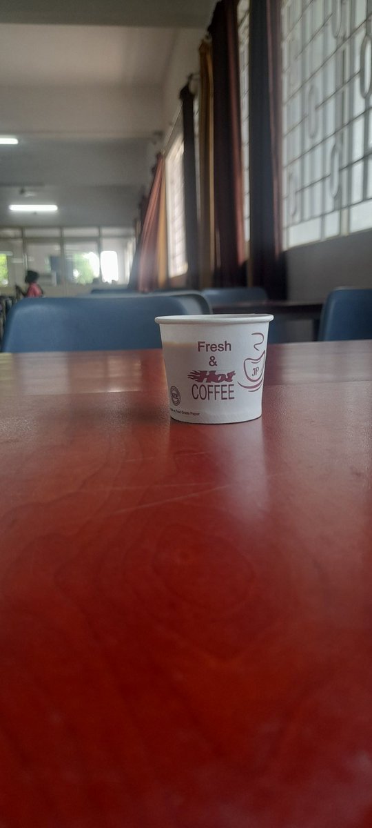 __KaranSingh_'s tweet photo. Canteen ki chai on a bad day feels literally good π
#KoiNa https://t.co/O6jX2191BB