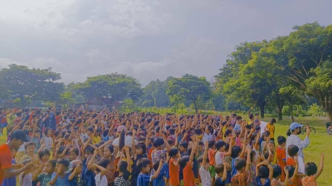 Pro-democracy residents of Kale marched once again and demonstrated a persistent protest to overthrow military regime today.

#2022Sept9Coup #UN_ProveYourExistence4Justice #WhatsHappeningInMyanmar
