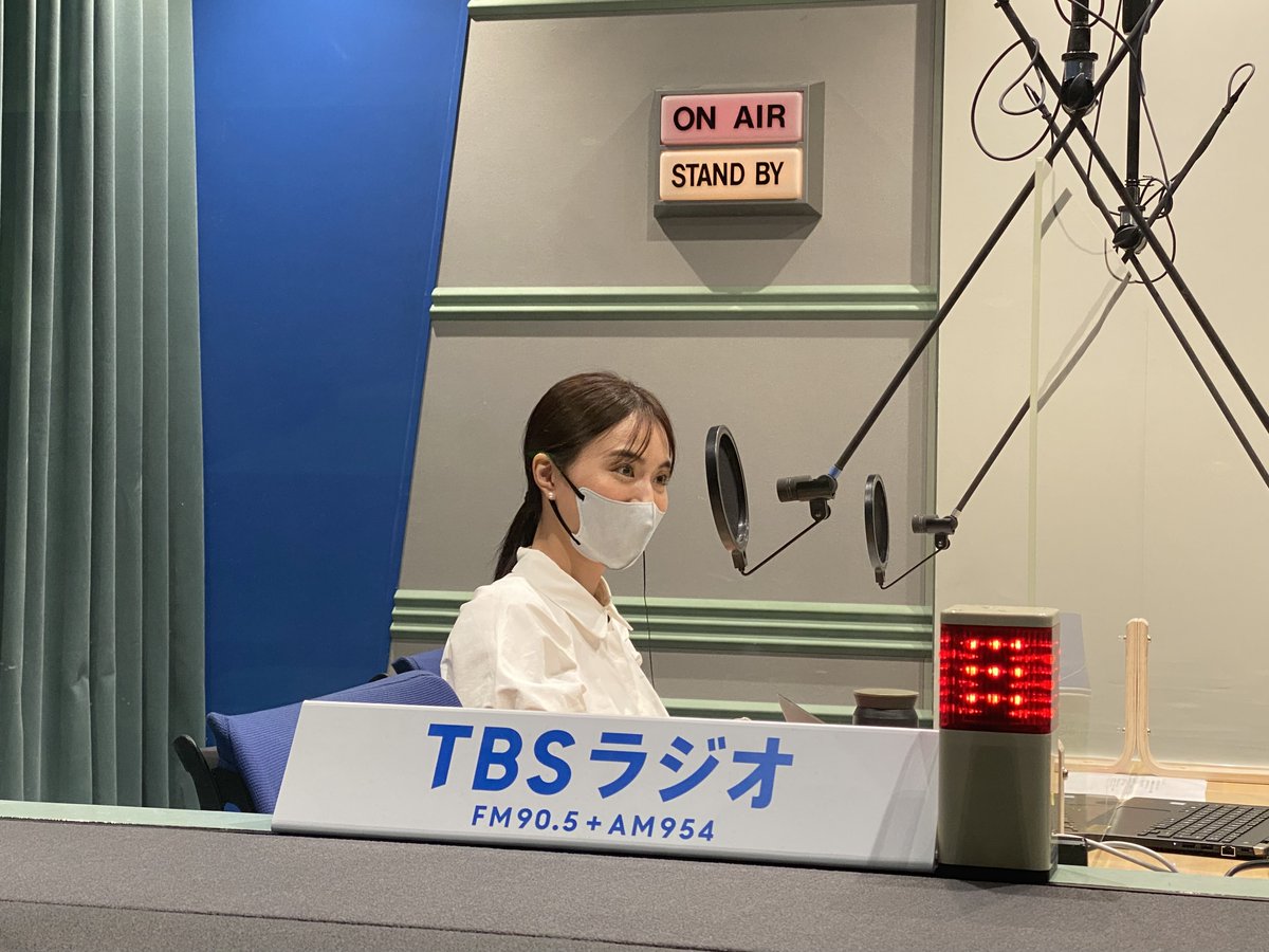 9月3日は、#妙心寺退蔵院 の副住職、#松山大耕さん をお迎えしました。
お寺の子がキリスト教学校に進学した理由と転機となった神父の言葉、僧侶を目指すきっかけとなった師匠との出会いと厳しい修行時代エピソード、今の時代を生きるヒントの言葉。
#岩瀬大輔 #笹川友里 #tbsradio #MeetUpTBS