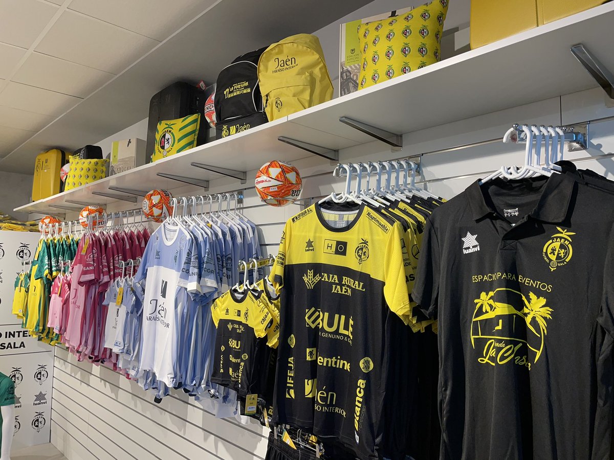 Chandal jaen paraiso 2025 interior