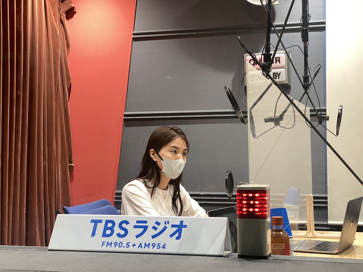 今週のゲストは #株式会社ANDART 代表取締役社長CEO #松園詩織 さん
#バンクシー #カウズ などの有名アート作品が共同保有できる日本初のアートの小口投資プラットフォームを運営する #ANDART 。アートビジネスを展開するきっかけ、 アートと #NFT の可能性
#岩瀬大輔 #笹川友里 #tbsradio #MeetUpTBS