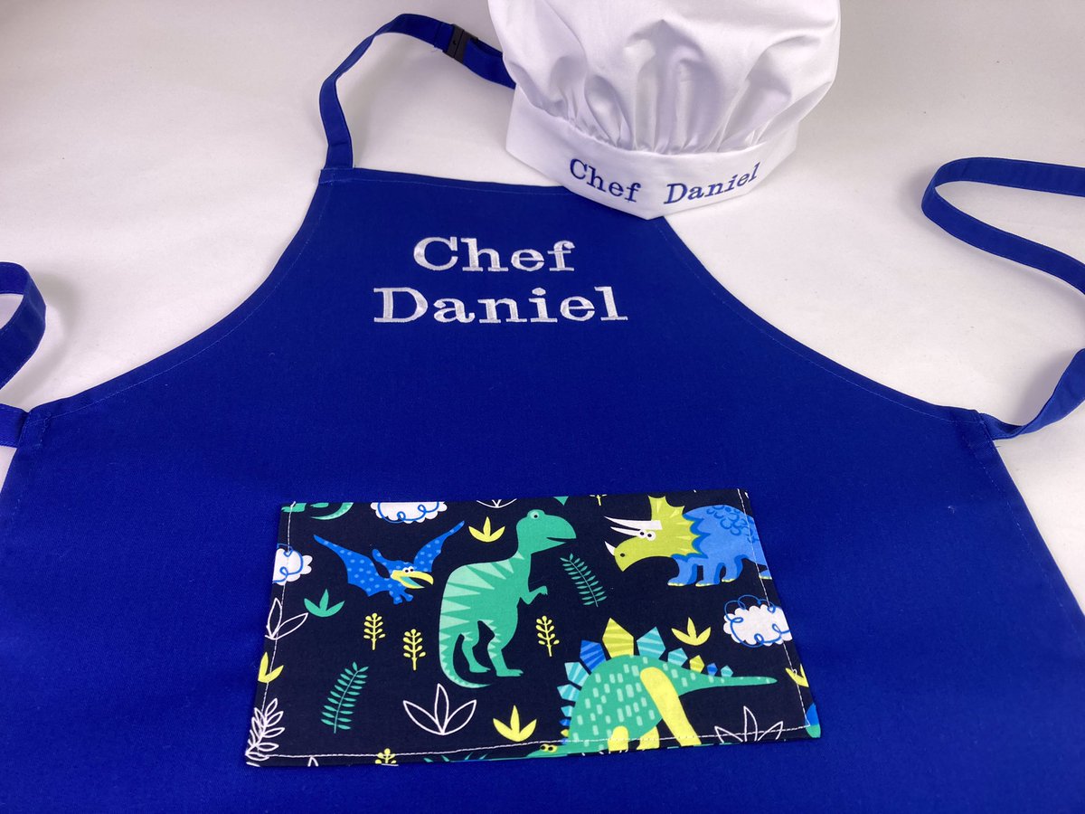Babahoot4kids's tweet photo. Dinosaur aprons with all over design or plain with Dino pocket. See more designs at https://t.co/SLdQdzZK3j
#Babahoot #EarlyBiz #dinosaur #dinogift #giftforgirl #giftforboy #handmadehour #shopindie #smallbiz #friday #EtsyStarSeller https://t.co/fofklTG3XW