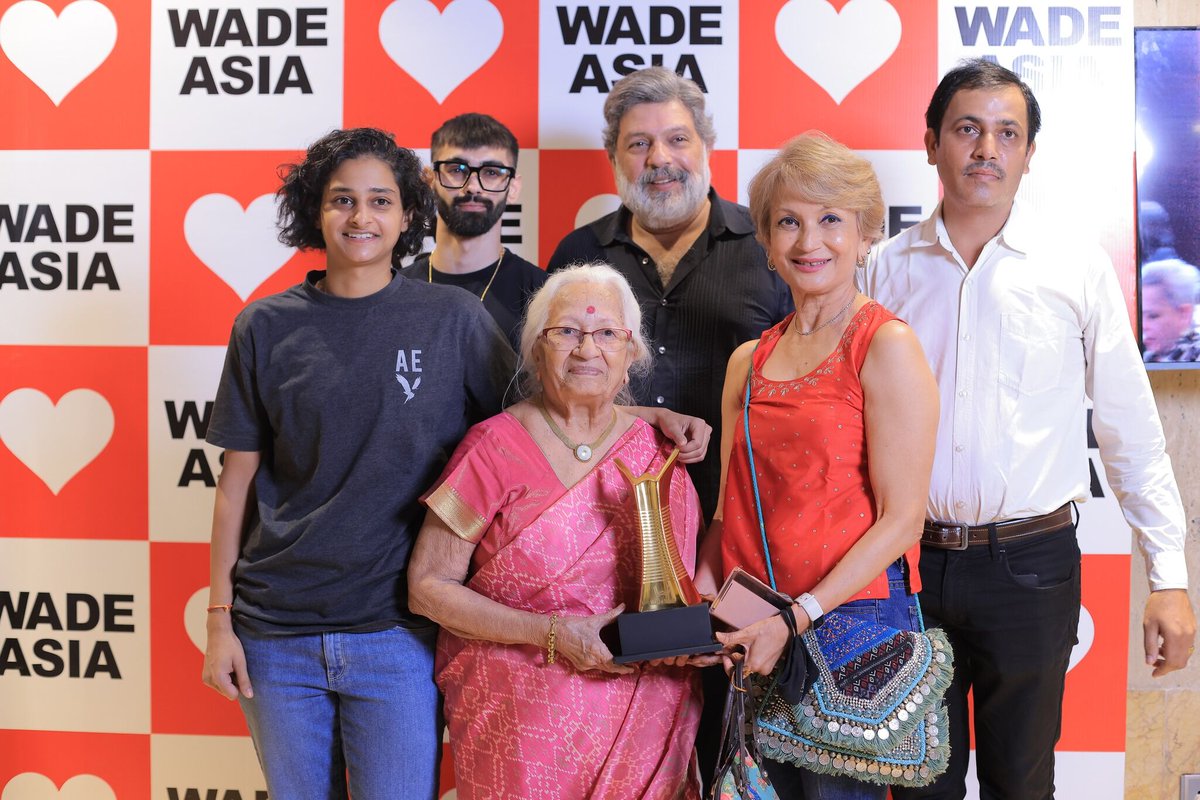SurfacesMagzin's tweet photo. #wadeaward #wadeasia #wadeasia2022 WADEASIA WOMEN IN BUSINESS – Special Category Award | Smt Prabhavati Bhagwati is the nominated winner of this category | 3rd September 2022, Hotel Lalit, New Delhi | Host - Mandira Bedi
#topaward #womeninbusiness #womenindesign https://t.co/LFedsd4WMN