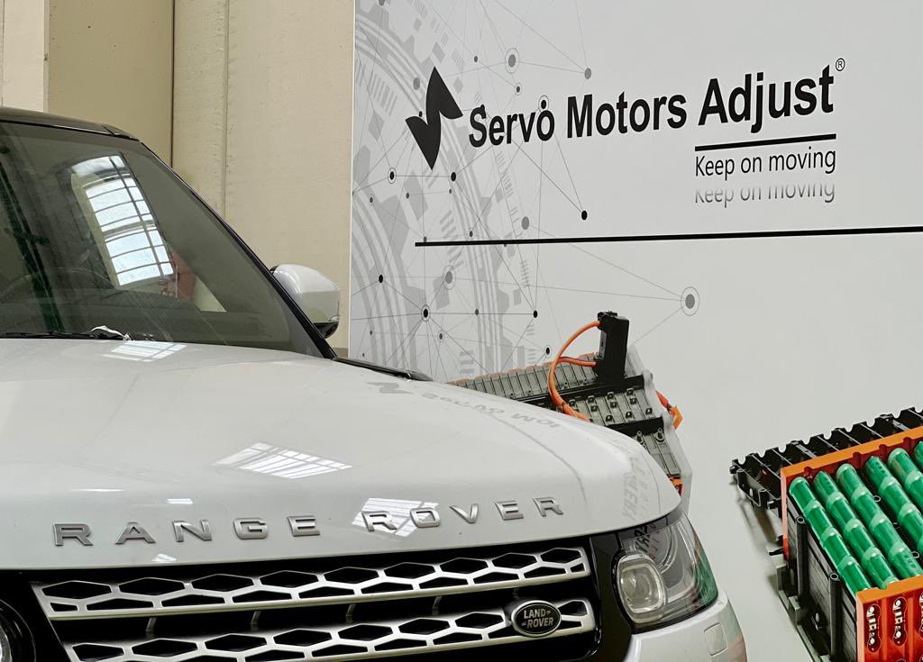 Servo Motors Adjust tweet media