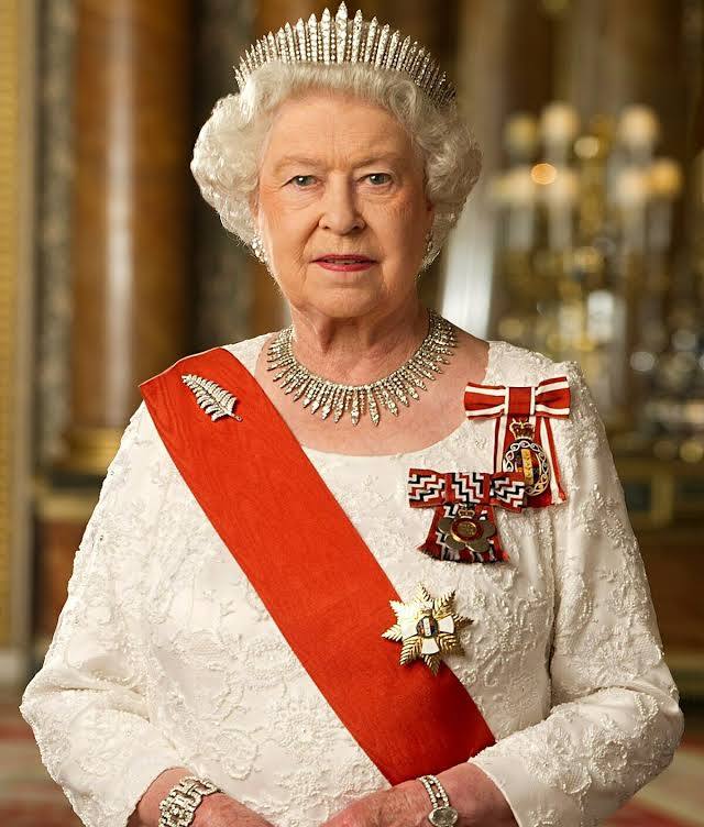 HoddlesdenClub's tweet photo. You will be missed Ma'am. RIP. https://t.co/6JS0lAf1t8