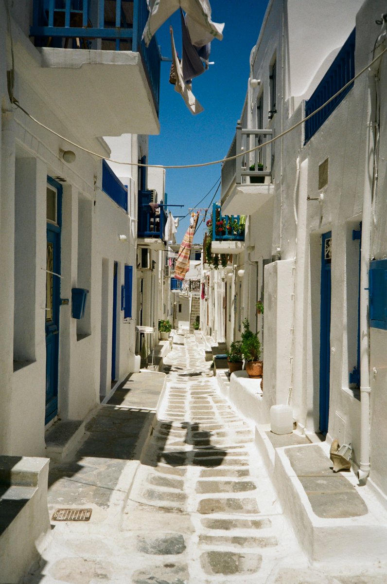 haddencody's tweet photo. greece on film part i. olympus mju on kodak gold 200.
#filmphotography #35mm #filmisnotdead https://t.co/N4xhUM2Ard