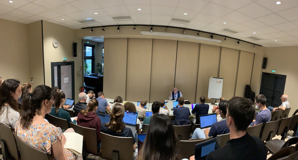 Semaine intensive de cours pour cette rentrée. « La marche dans la lumière » #Bible #christianisme #protestantisme