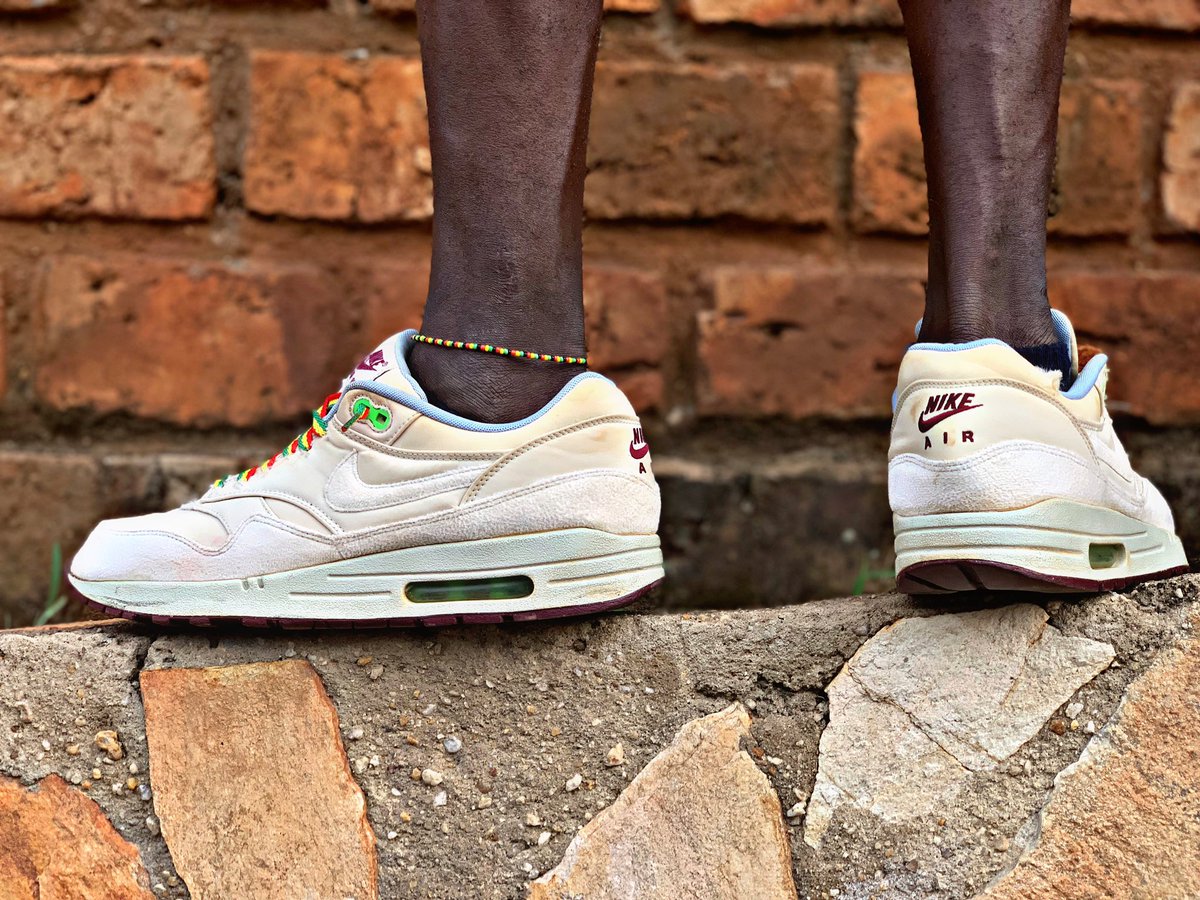 erik_oloo's tweet photo. You Can Be Lied On, Talked About & Plotted Against.. & Still Win
#DRIP #NHL #damagedjeans #Nike #airmax1 #mensfashion #fashion #mensstyle #menwithstyle #menswear #streetstyleguys #guyfashion #styleforguys #streetwear #malestreetwear #menootd #dapper #menaboutfashion #justdoit https://t.co/ta2jqB3rfD