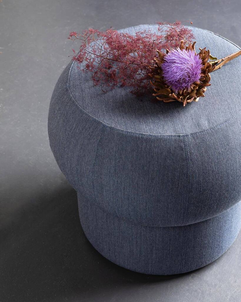 anaca_studio's tweet photo. :: TGIF :: Ready to put your feet up? How about these playful little Zola ottomans?
.
Love their versatility. For your feet, bum or tray… they can take it all!!
.
Bonus, you don’t have to wait, these are ready to ship from our online shop! Or quick p… https://t.co/W9ppkmPdsN https://t.co/R5Tx9yZ9VZ